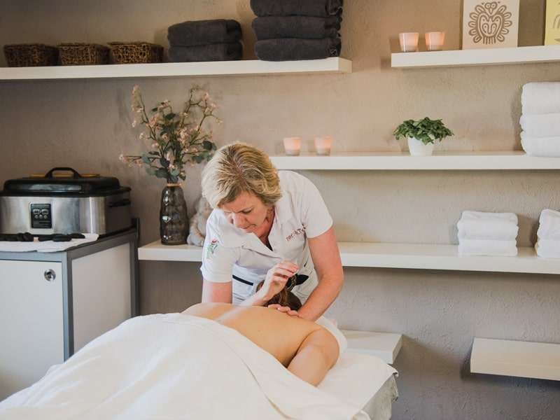 sauna-behandeling-revitaliserende-massage.jpg